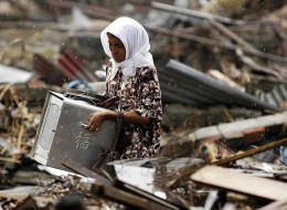 woman in disaster