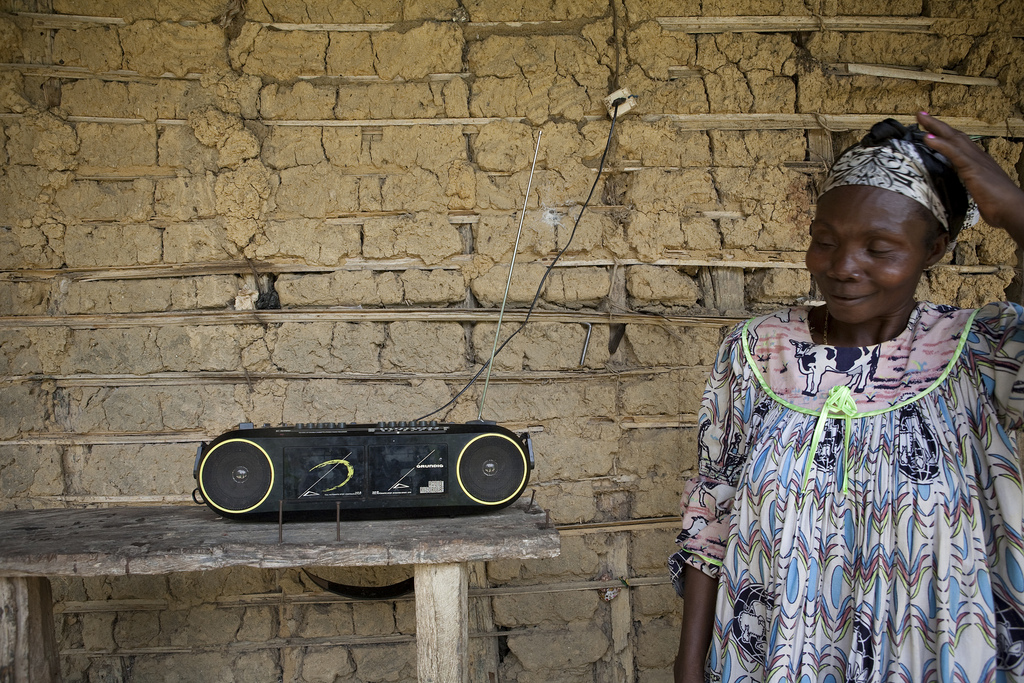 Could radio help mitigate climate change in the Congo Basin?