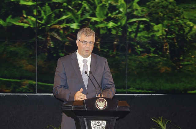 CIFOR Director General: ‘Our world is at a turning point’