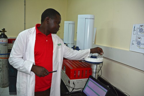 The Greenhouse Gas lab at the Mazingira Center. The Lab measures GHG emissions that will be presented as evidence to policy makers. S.Kilungu photo 