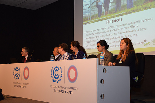 Menyeimbangkan transparansi dan aktor non-negara di negosiasi iklim