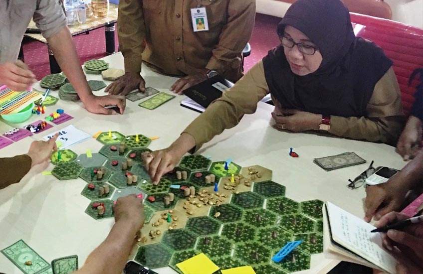 Oil palm landscapes: Playing for keeps