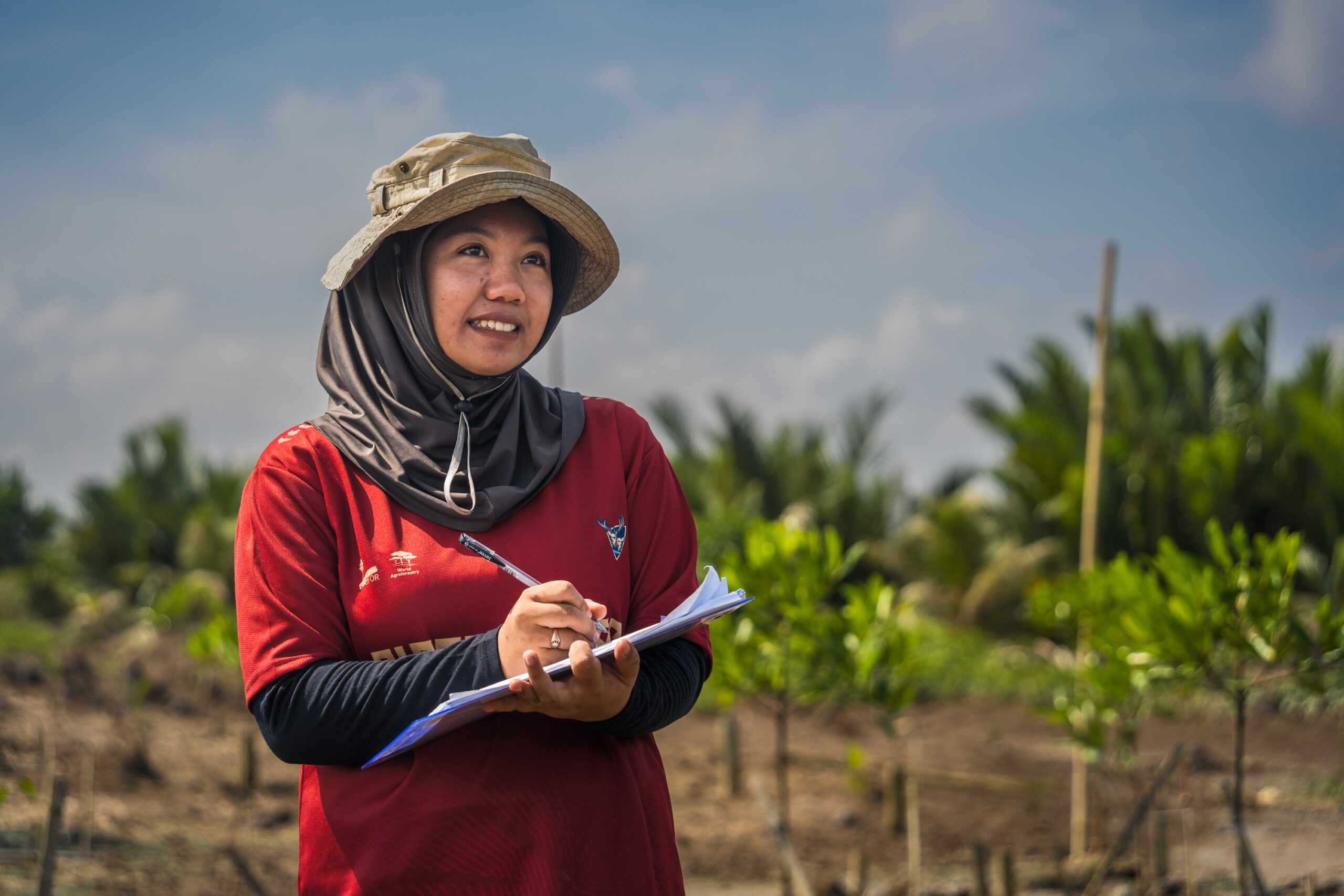 From Singapore to Sumatra: Netting insights for community-based mangrove restoration