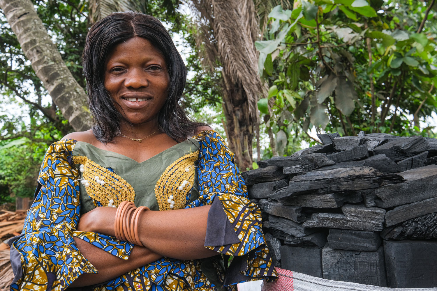Women entrepreneurs in DRC recover waste wood to produce clean cooking fuel