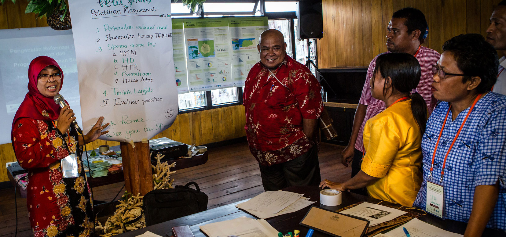 Trust building and leadership: Insights from three Indonesian multi-stakeholder forums