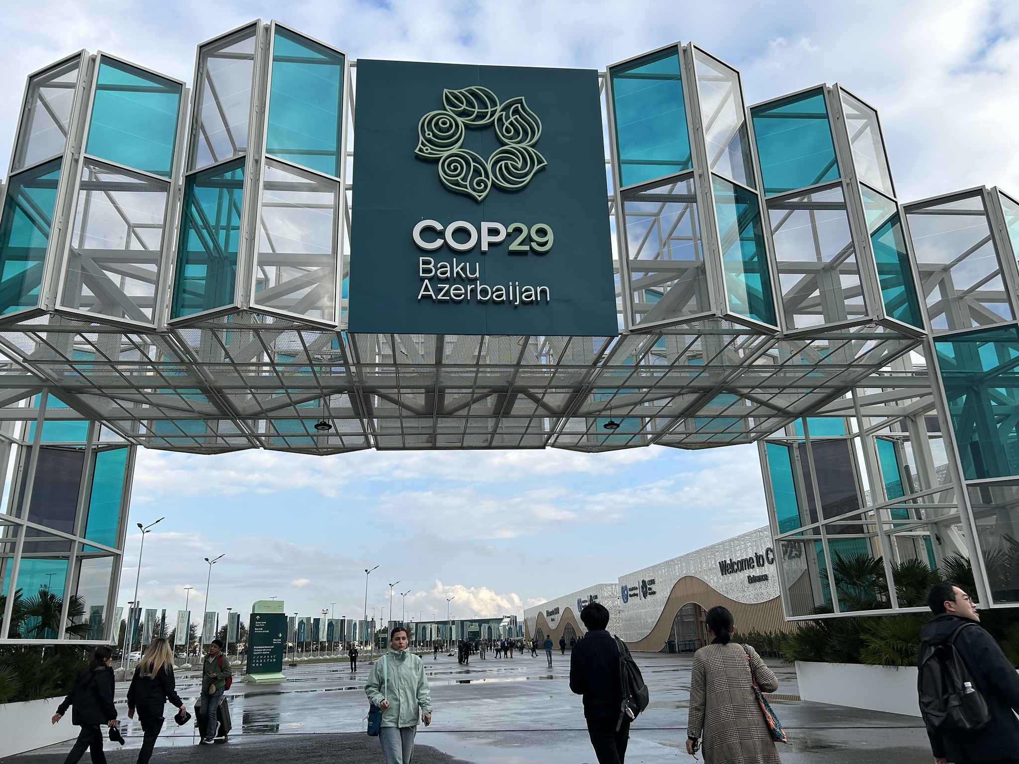Inicia la COP29 en Azerbaiyán, la “patria histórica” del petróleo