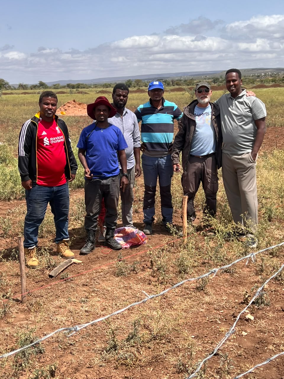 Project and government staff at the Kaaho Kabribayah seed orchard site.